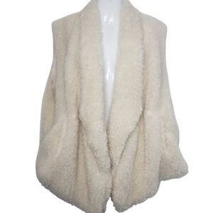 New Torrid Sherpa Style Drape Vest 3X Sleeveless Polyester